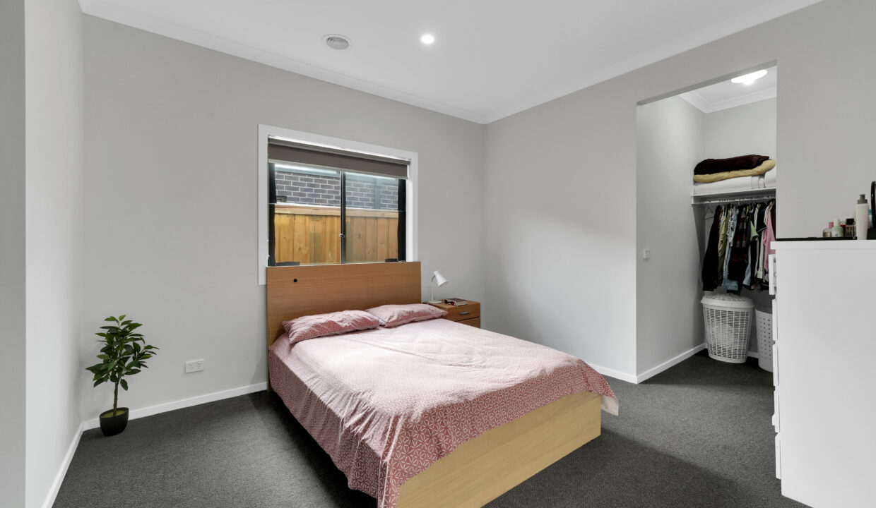 128291201__1733960804-122469-012