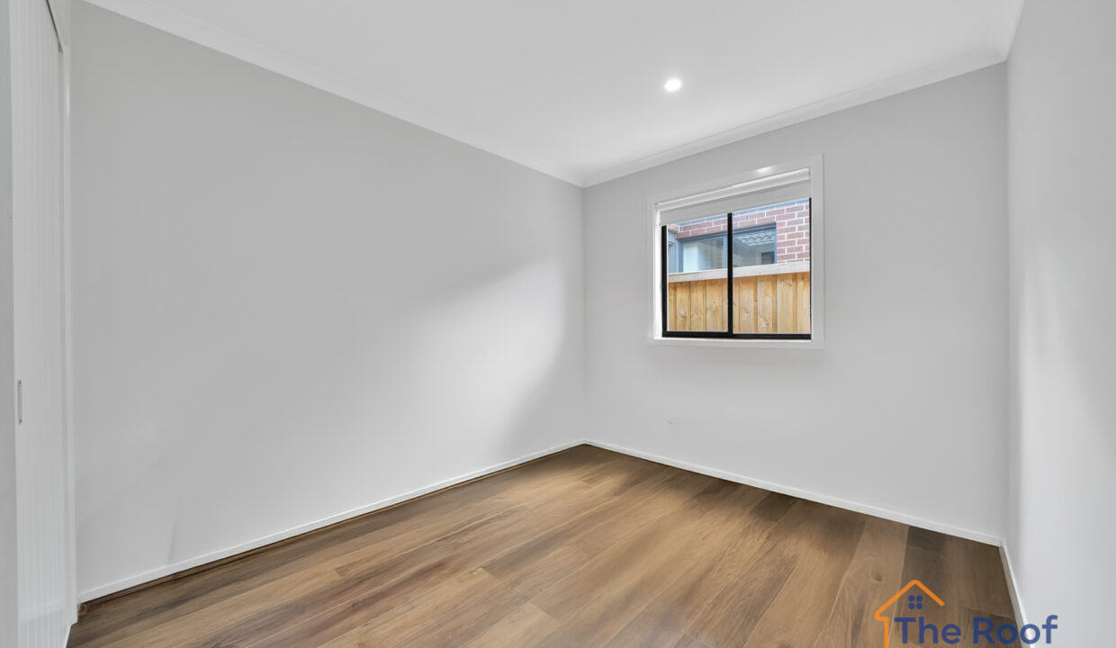 129158992__1734500729-170289-05DECLUTTER