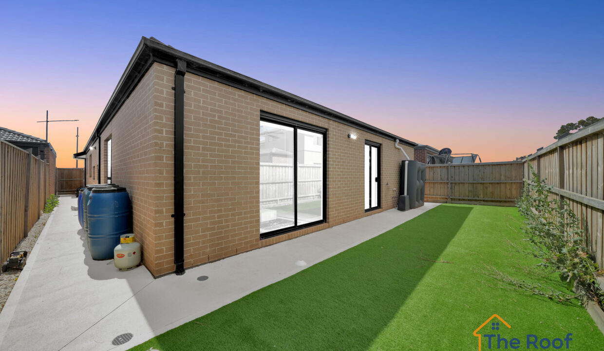 129159010__1734500740-170439-013