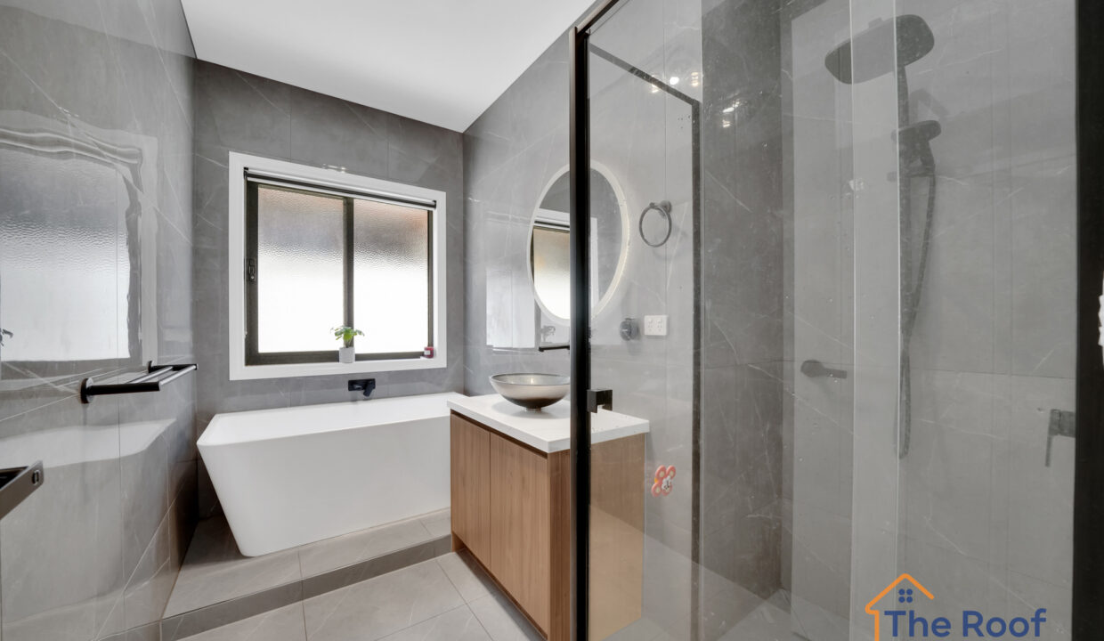 130723088__1736822063-163805-05