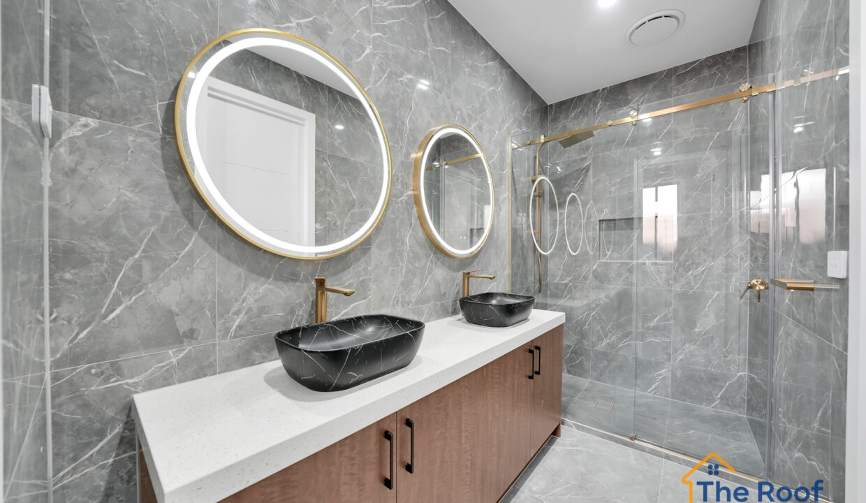 135298456__1739341651-194136-017