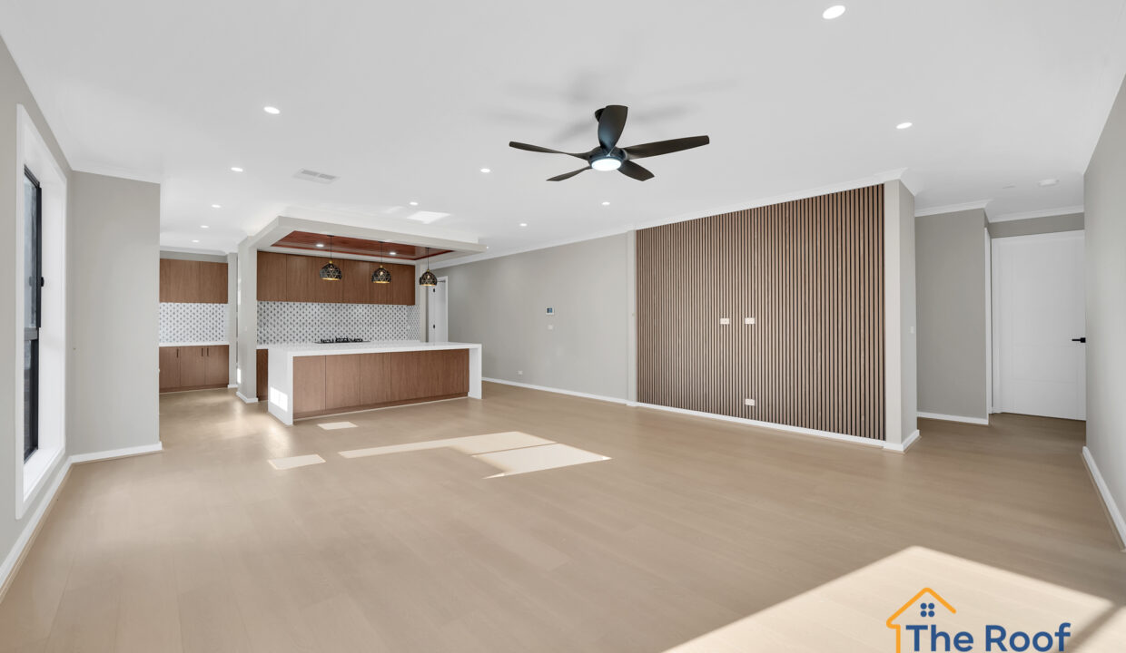 135298472__1739341658-182921-012