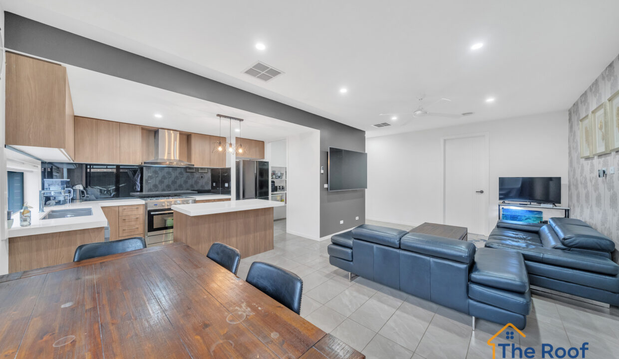 157032536__1753672687-58292-010