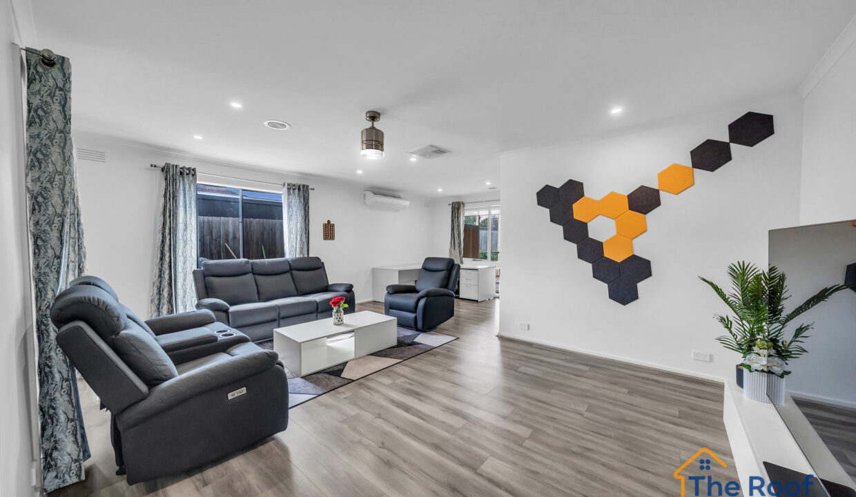 163899251__1758078836-71993-OSMEDIA-7