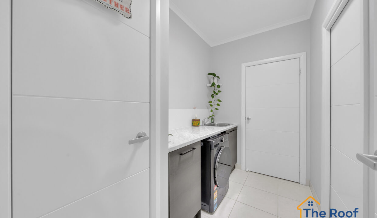 163925811__1758082888-82690-OSMEDIA-41