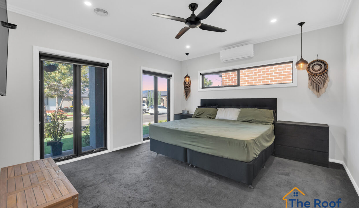 163925889__1758082893-71085-OSMEDIA-11