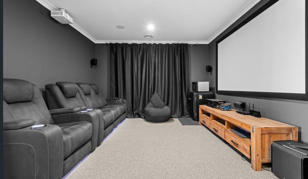 166855250__1759817303-109788-image21