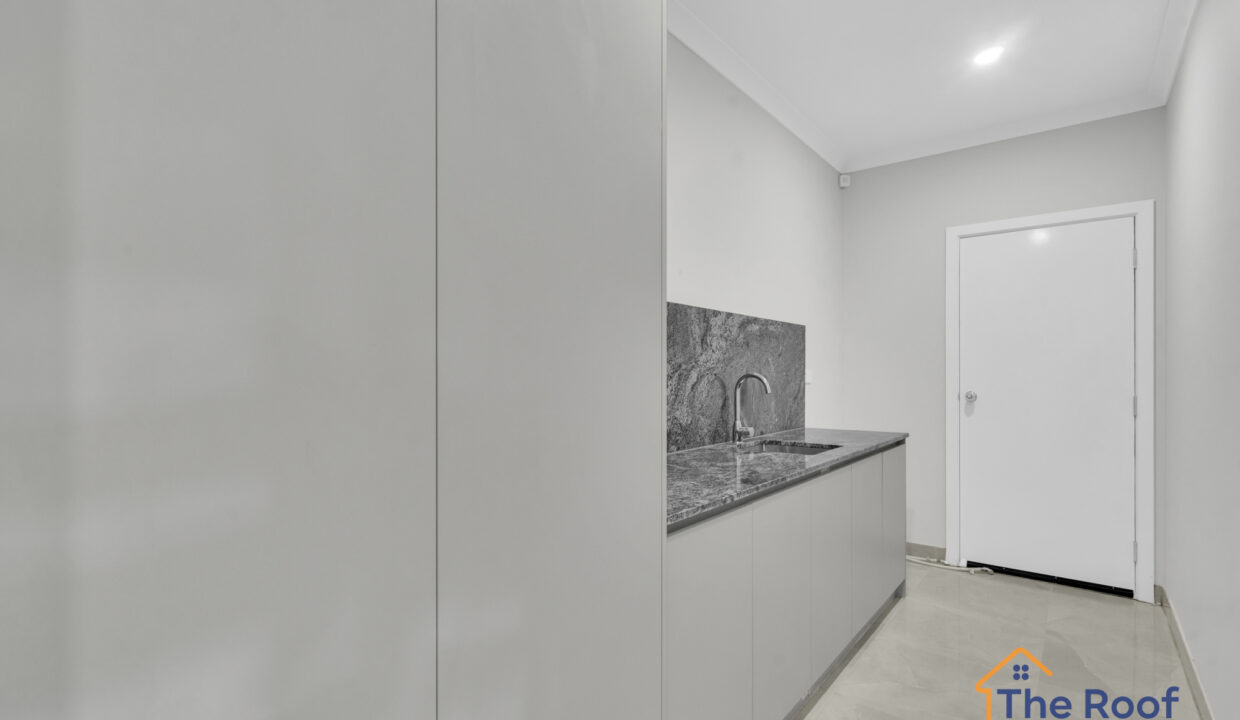 174898353__1763089818-72900-OSMEDIA-5