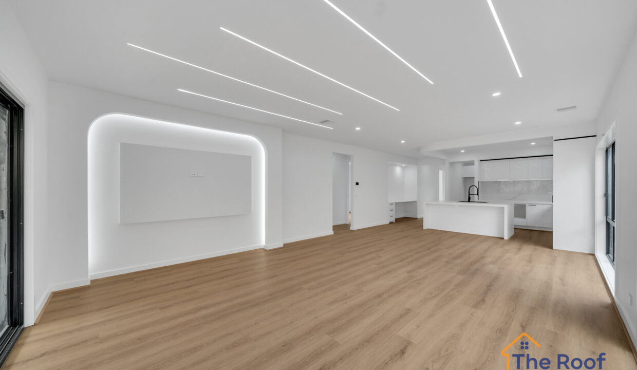 161944527__1756867391-55556-OSMEDIA-11