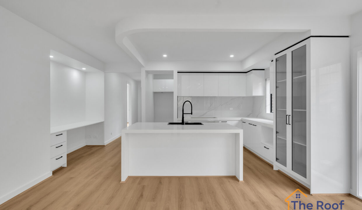 161944554__1756867395-67129-OSMEDIA-13