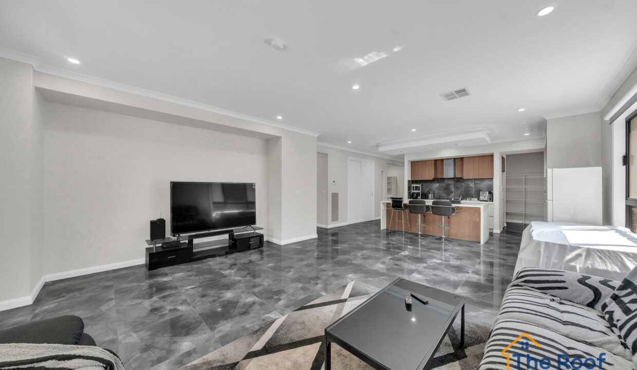 183035557__1768790287-72001-OSMEDIA-102